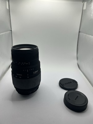 Sigma DG 70-300mm F4- 5.6 DG Macro for Nikon F Mount