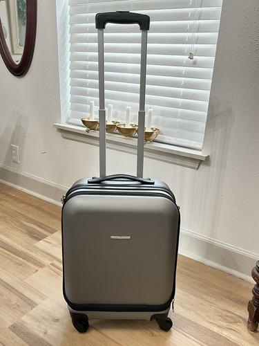 TRAVELCROSS BOSTON CARRY ON LIGHTWEIGHT HARDSHELL SPINNER LUGGAGE