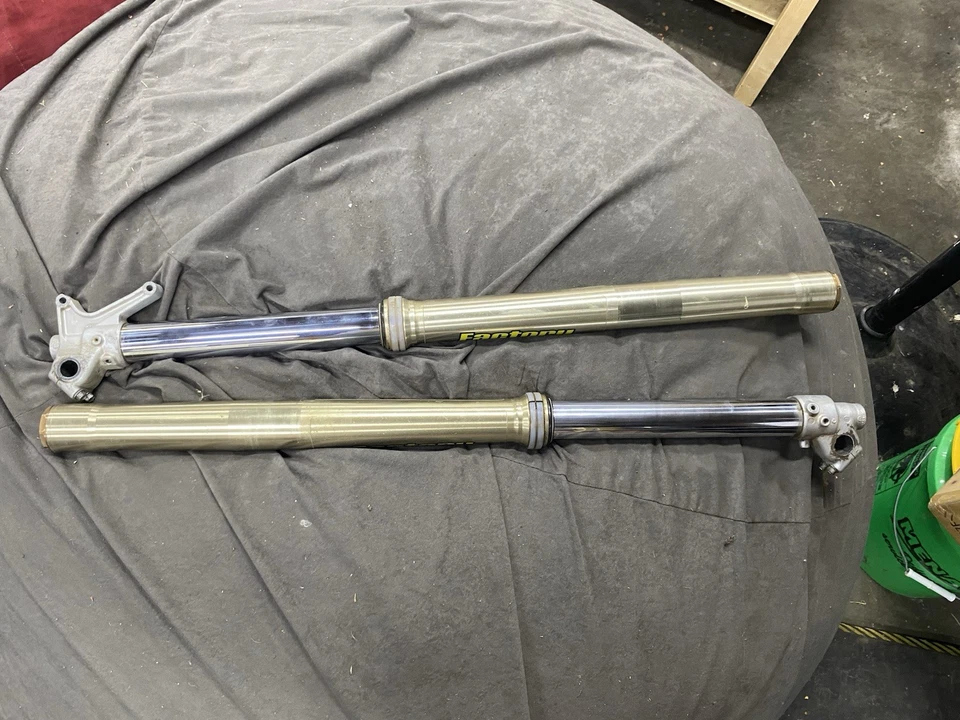 KYB SSS Front Forks 48mm For YZ450F 06-09 - Image 2 of 4