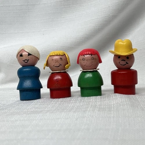 Vintage Fisher Price Little People Wood Figures Dad Mom Girls Family