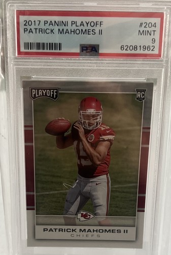 Panini 2017 Playoff Rookies Patrick Mahomes II #204 RC Base PSA 9 Chiefs