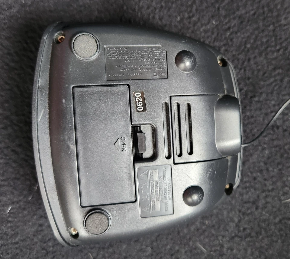 Westclox Reloj Digital Alarma Rojo LED Pantalla Digital con Doble Alarma SXE86001 Foto 3 de 4