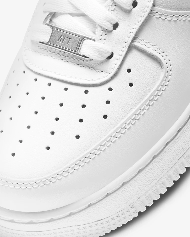 Nike Air Force 1 Low Triple White ‘07 BRAND NEW, MEN AND WOMEN SIZES. - Image 2 of 4