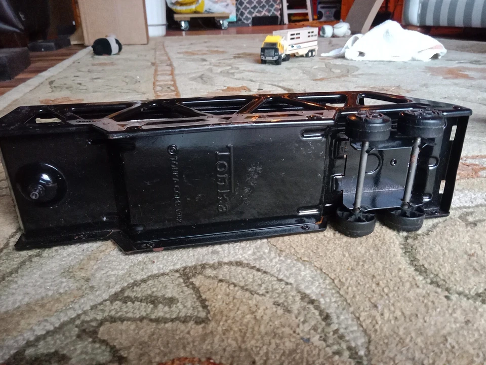 Vintage 1982 Tonka Car Transporter Kenworth Jerry's Auto Movers 16.5 L - Image 4 of 4