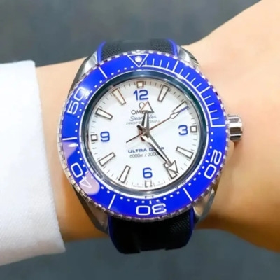 Omega Seamaster Planet Ocean 6000 M Co-Axial Master Chronometer 45,5 mm - 215...