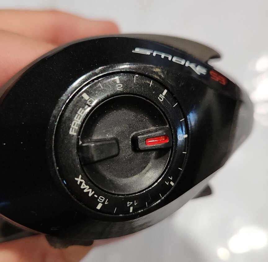 Quantum PT Smoke S3 Reel, Left Hand Retrieve, SM101HPT, Open Box