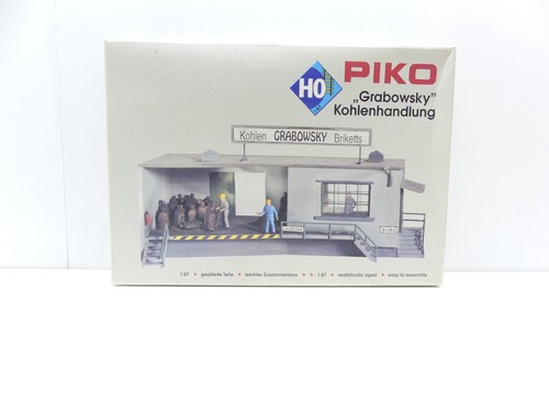 Piko H0 61108 kit tienda de carbón "Grabowsky", sin construir, NUEVO en EMBALAJE ORIGINAL #66623 | Zustand: Gebraucht