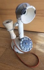 sehr altes Spielzeug-Telefon ANFOE. Blech weis 1920er Jahre