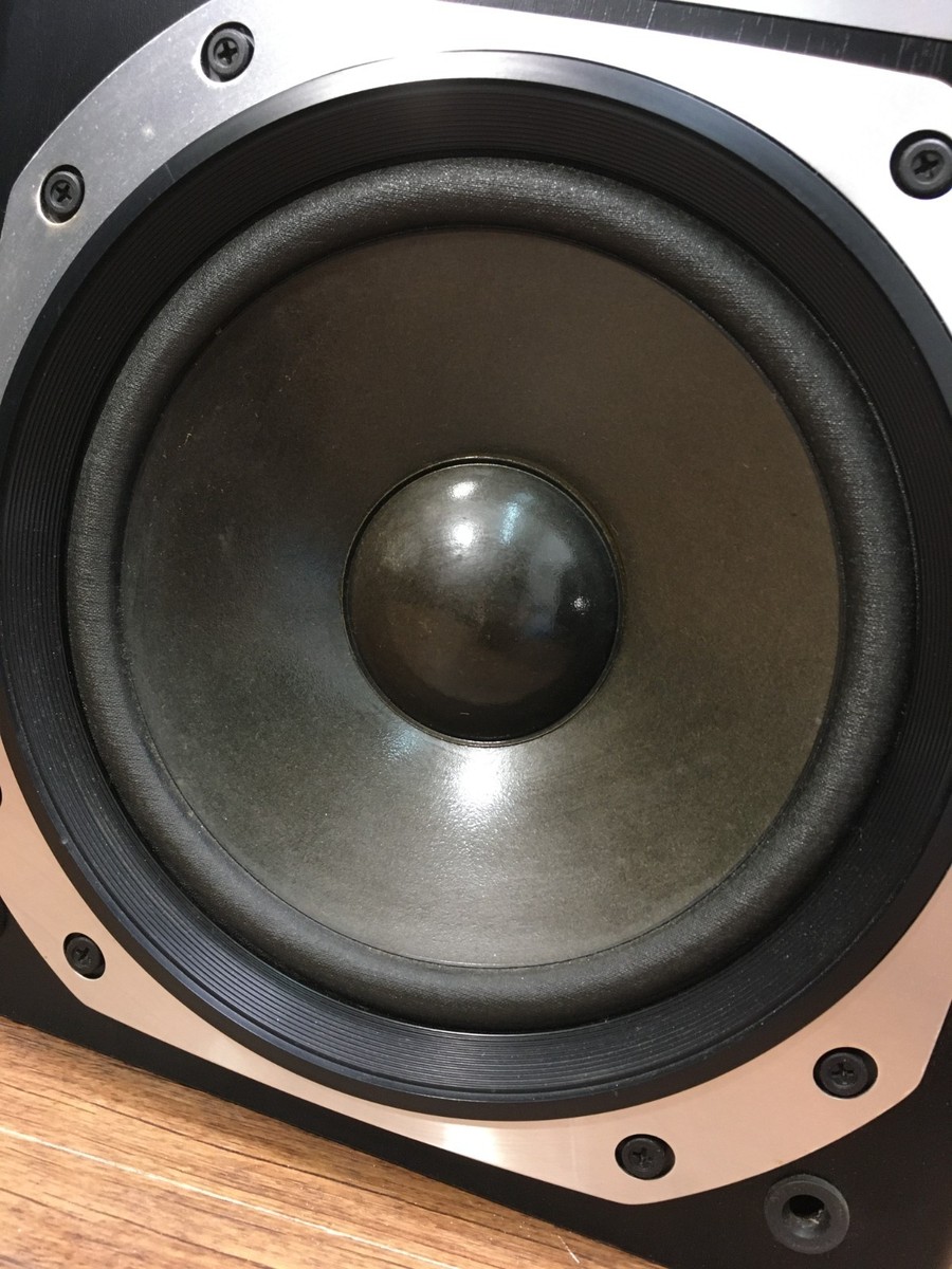 Vintage Technics SB-CD650 3-Way Stereo Speakers Pair Bookshelf