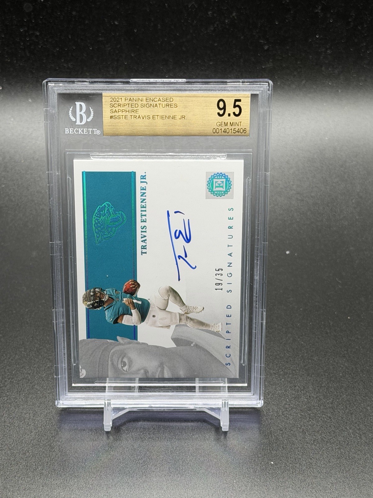 Travis Etienne Panini Flawless Collegiate Flawless Rookie Team Slogan Signatures #TE Sapphire