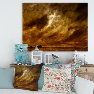 Designart ''Desert Farmhouse Under Cloudy Sky In Washington II'' Farmhouse Canvas