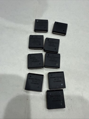 Lot of 9× MC68HC705C8CFN – Motorola 8-Bit Microcontroller DIP-28 68HC705 Series
