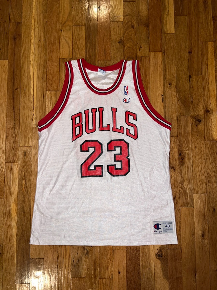 シカゴ・ブルズ ジョーダン ユニフォーム Champion製 48 MICHAEL JORDAN Champion CHICAGO BULLS White Jersey 48 NBA Pippen