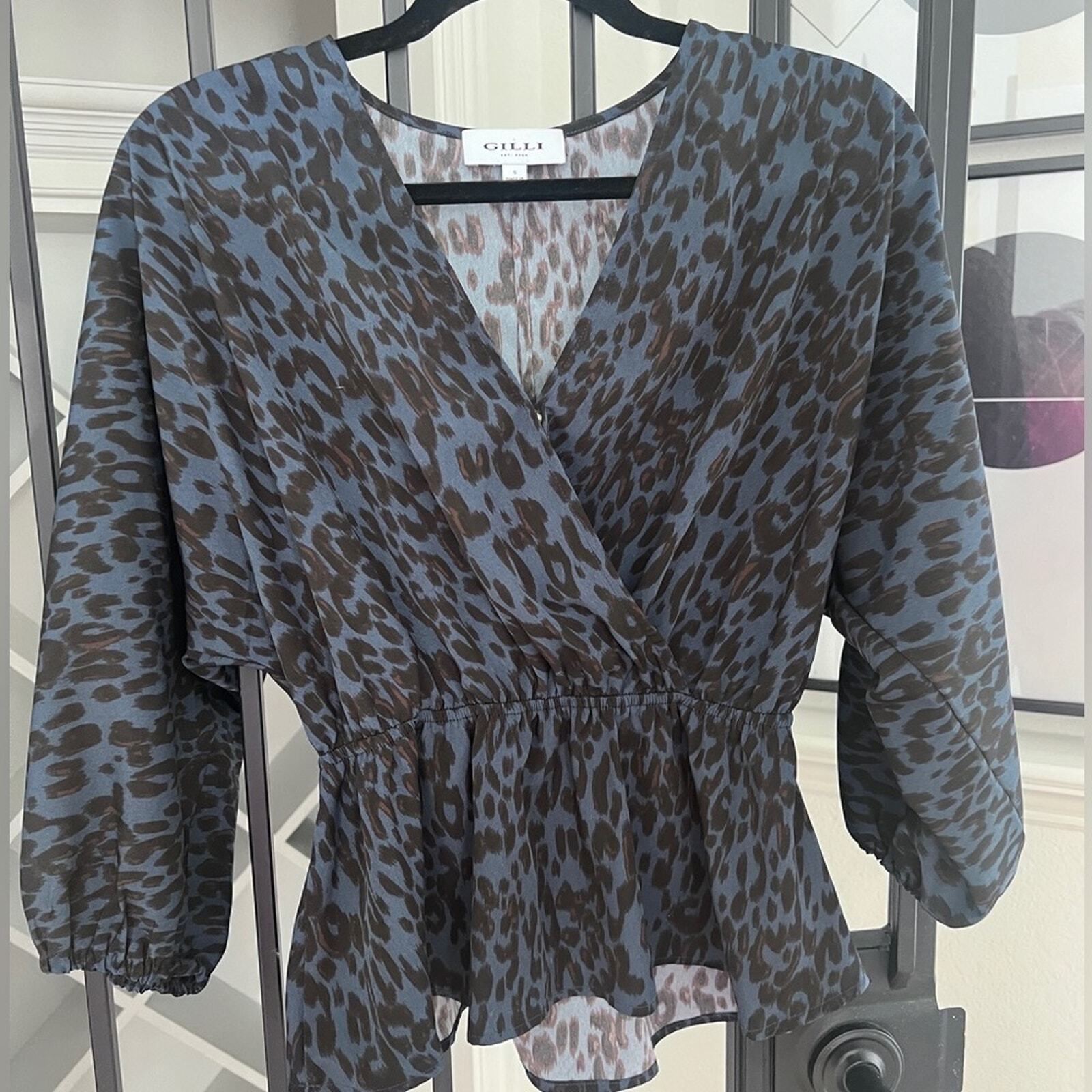 Gilli Leopard Print Blouse - image 3