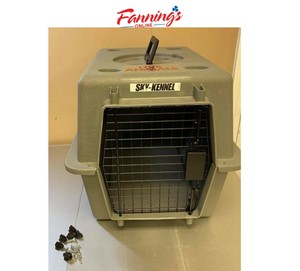 second hand pet carrier