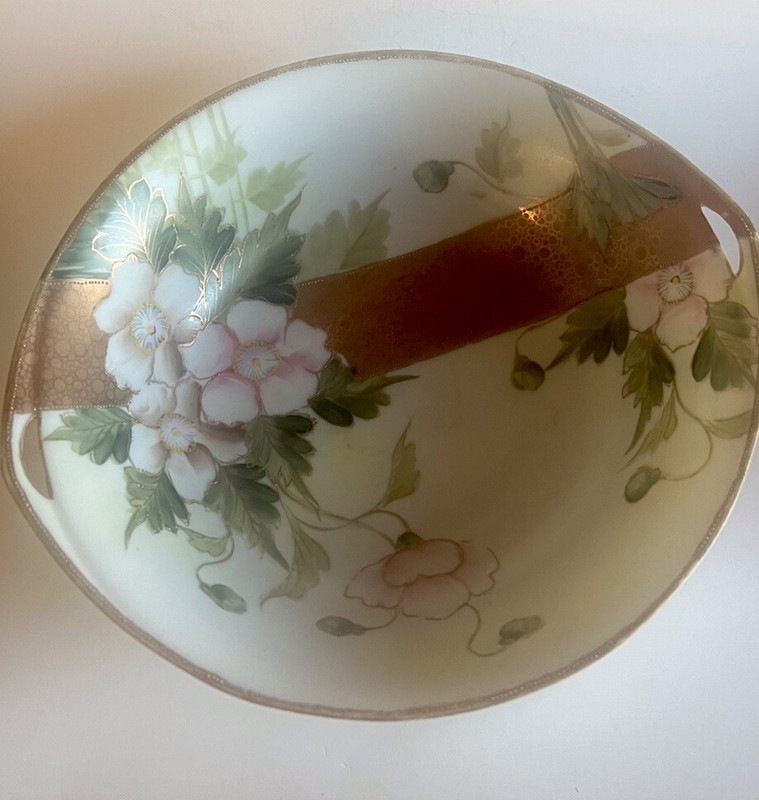 Vintage  Nippon T T Hand Painted Plate 2 Handle  Bowl Gold Trim 10” Across