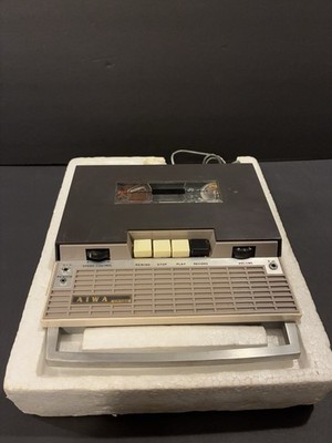 Vintage Aiwa TP-50R Reel to Reel Portable Tape Recorder..Not working/Parts