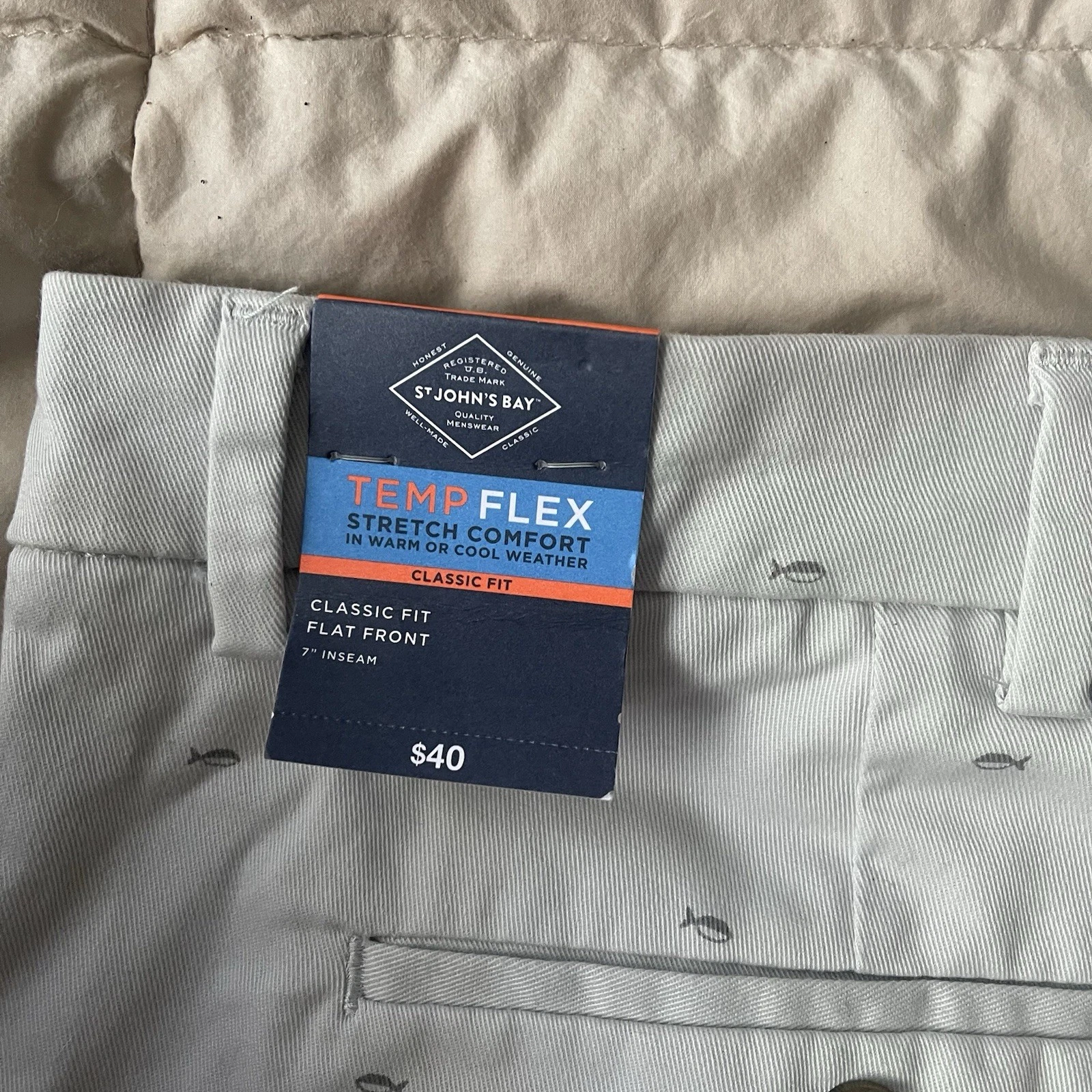 St Johns Bay Men Temp Flex Shorts Size 40 Classic Fit Flat Front 7” Fish NWT