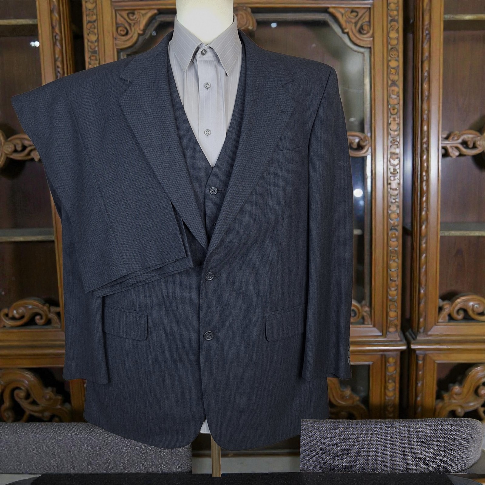 Bill Blass 3 Piece Suit Mens 44L 38X34 Blue Check SV Wool