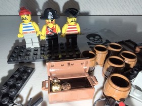 Lego Vintage Pirate Sets Forbidden Island 6270, 6261, & 6260 (Complete)