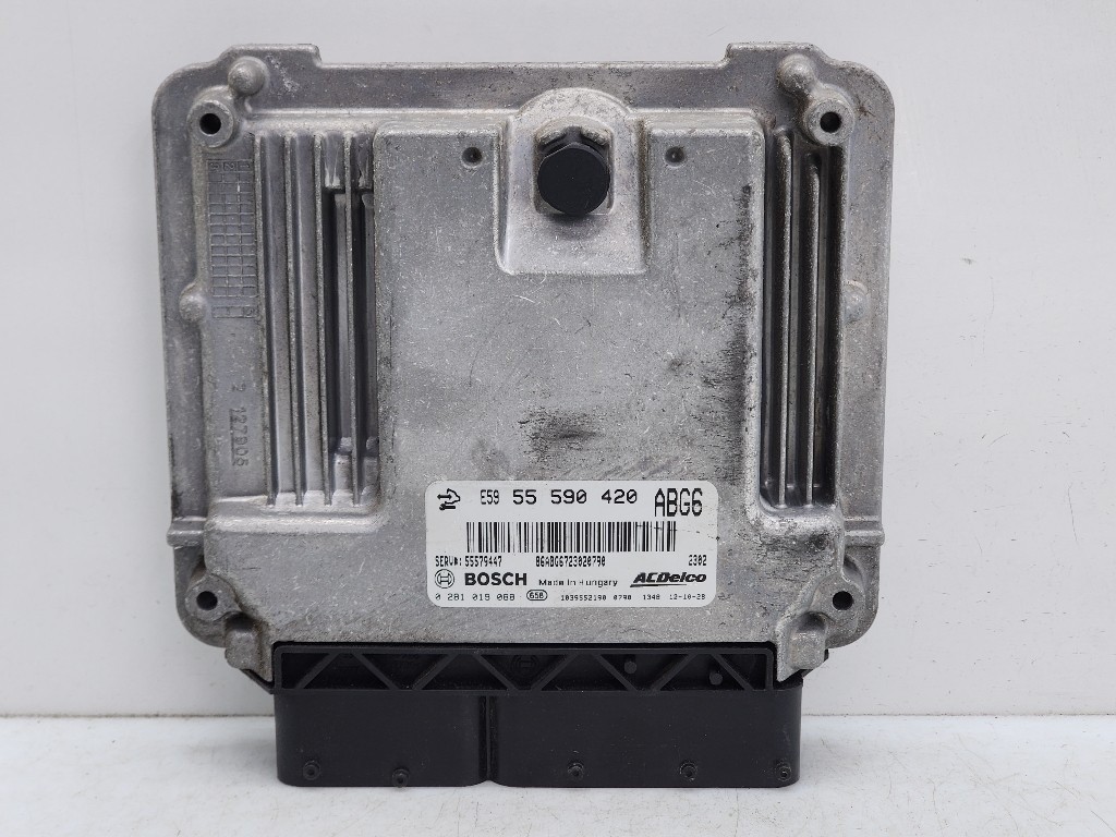CENTRALINA MOTORE ECU PER OPEL Zafira B 2° Serie 55590420 0281019088 A20DTH di