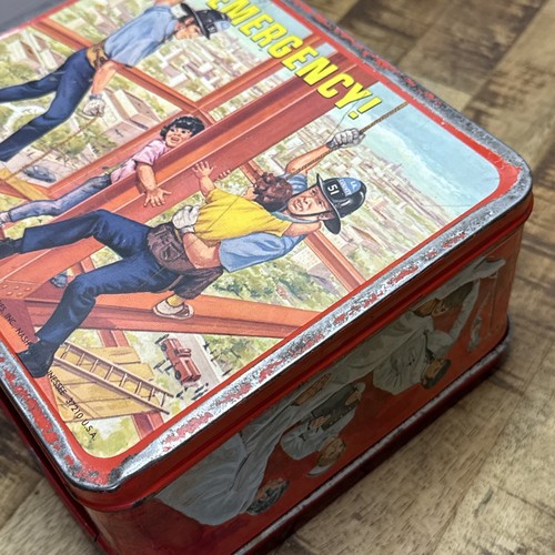 Vintage Aladdin 1973 EMERGENCY Lunchbox No Thermos - Picture 10 of 14
