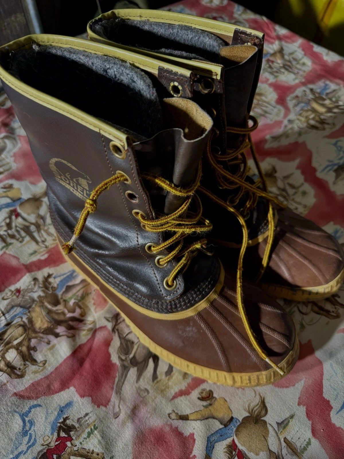 Vintage Men’s Sorel Kaufman Wool Insulated Tan Winter Boots Size 9