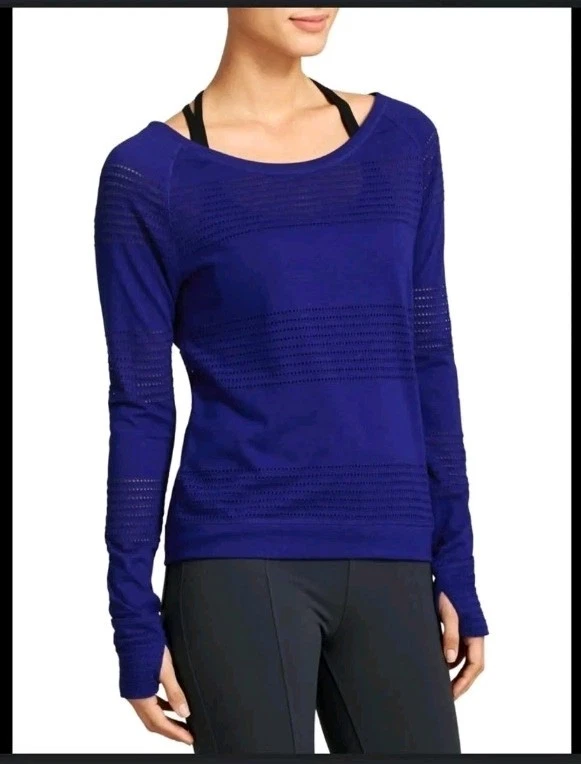 Athleta Long Sleeve Sz M Pebble Striped Top Fitted Stretch Workout Blue Med C28
