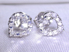 10k White Gold .417 Diamond-.08 tcw Fine Heart Stud Earrings