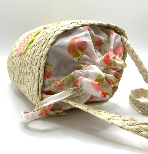 Bag Girl New Kid's Cute Straw Woven Round Crossbody Bag with Strawberry’s Beige - Picture 3 of 9
