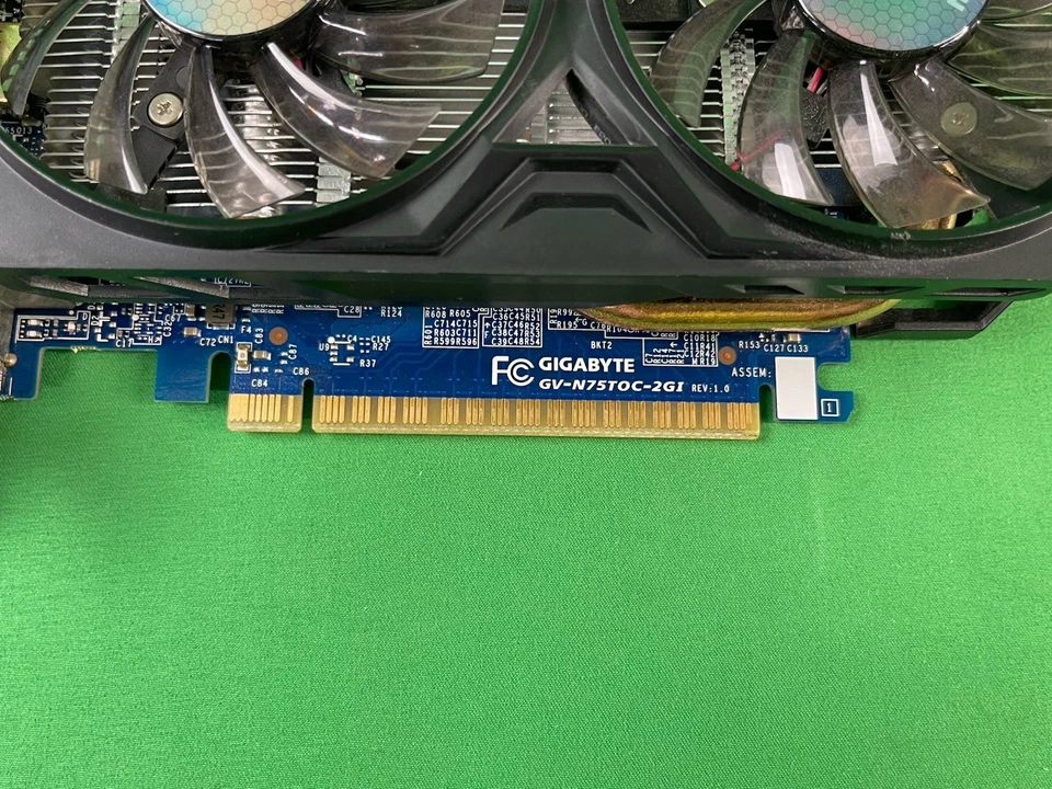 GIGABYTE Windforce GTX 750 2GB Graphics Card | GV-N75TOC-2GI - Image 2 of 4