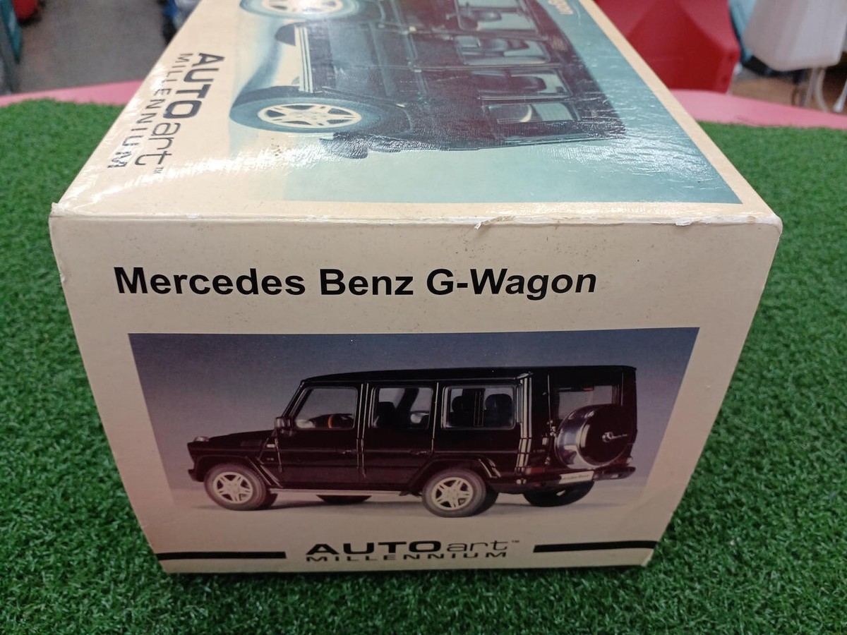 1/18 AUTOart Mercedes Benz G-Wagon LWB Smaragd Black w/ Box 1/18 AUTOart Mercedes Benz G-Wagon LWB Smaragd Black w/ Box