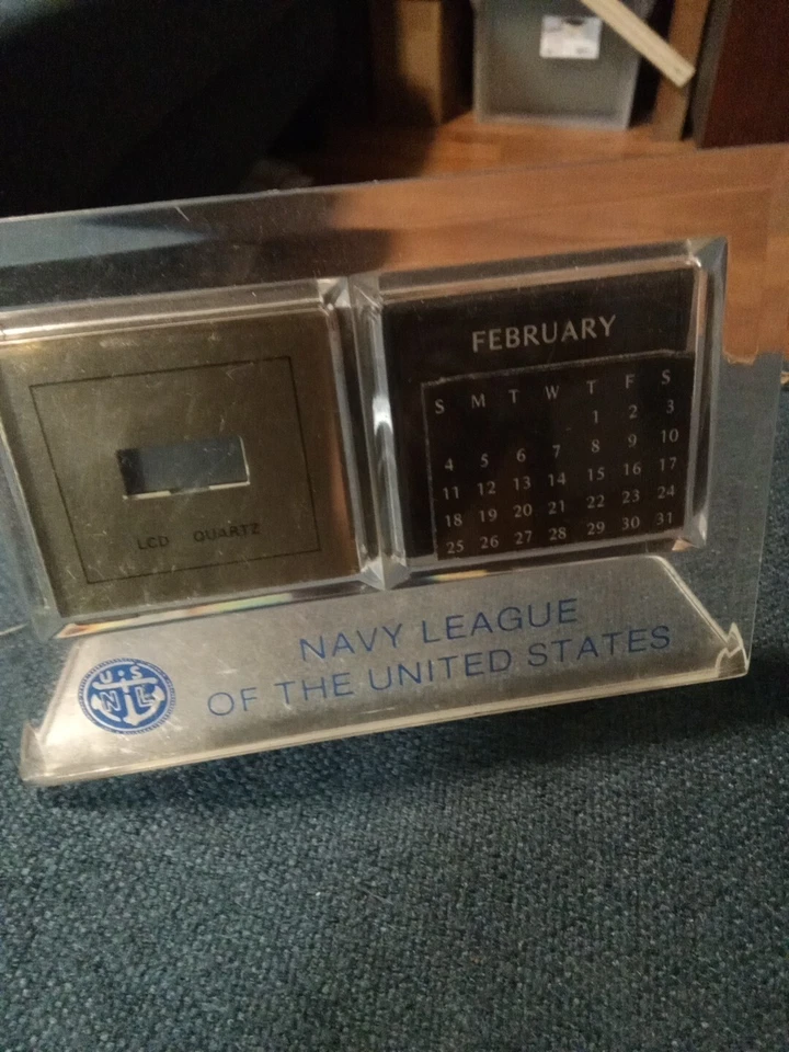 U. S. Navy League Desk Clock, Untested - Image 1 of 2