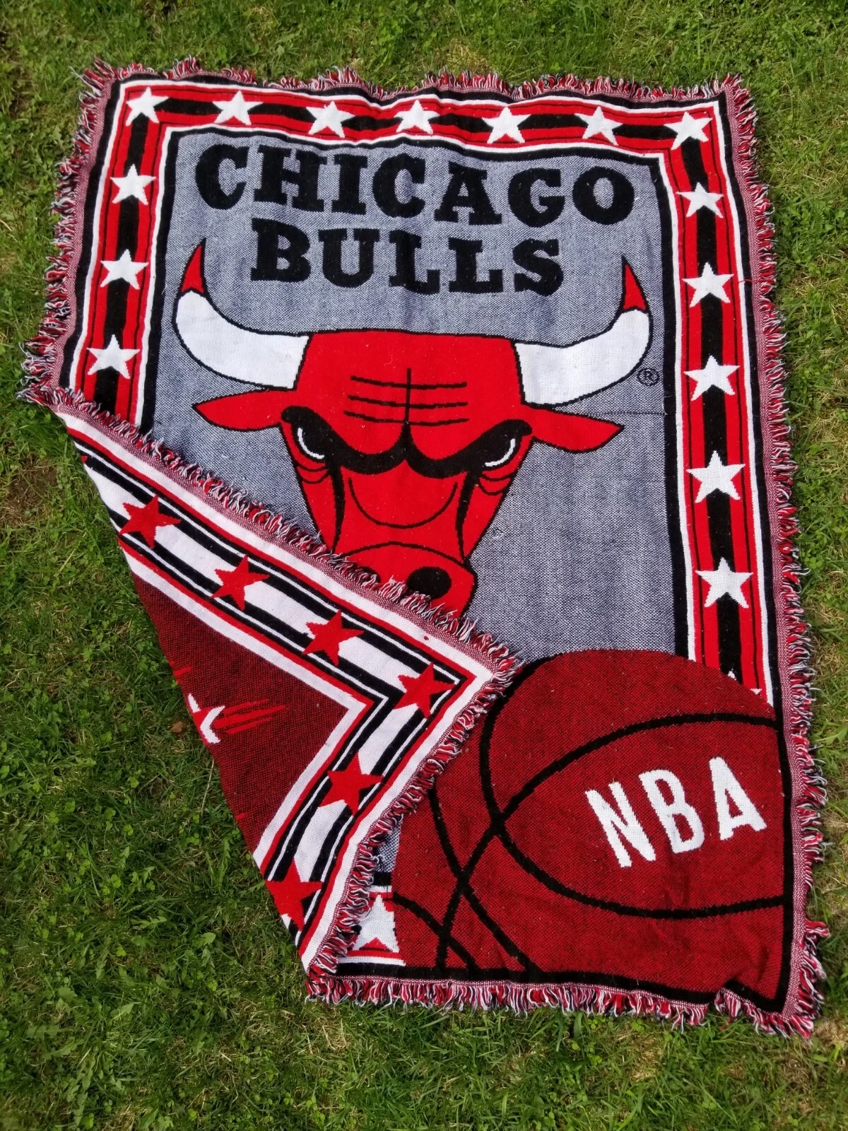 VTG 90s Chicago Bulls Throw Blanket NBA Woven Tapestry Wall Hanging Art USA