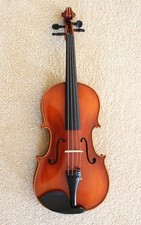 Beautiful High Quality 15 1/2-inch Viola with Case, Bow, Rosin.  VA155-03