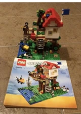 LEGO CREATOR: Tree House (31010) 100% Complete w/ instruction Book, Opened