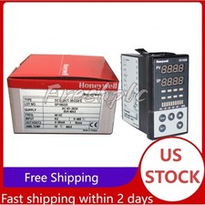 New In Box HONEYWELL DC1020CT-301000-E Temperature Controller