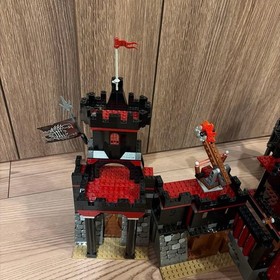 LEGO Knights Kingdom Vladek's Dark Fortress 8877 in 2005 Used with Manual Used