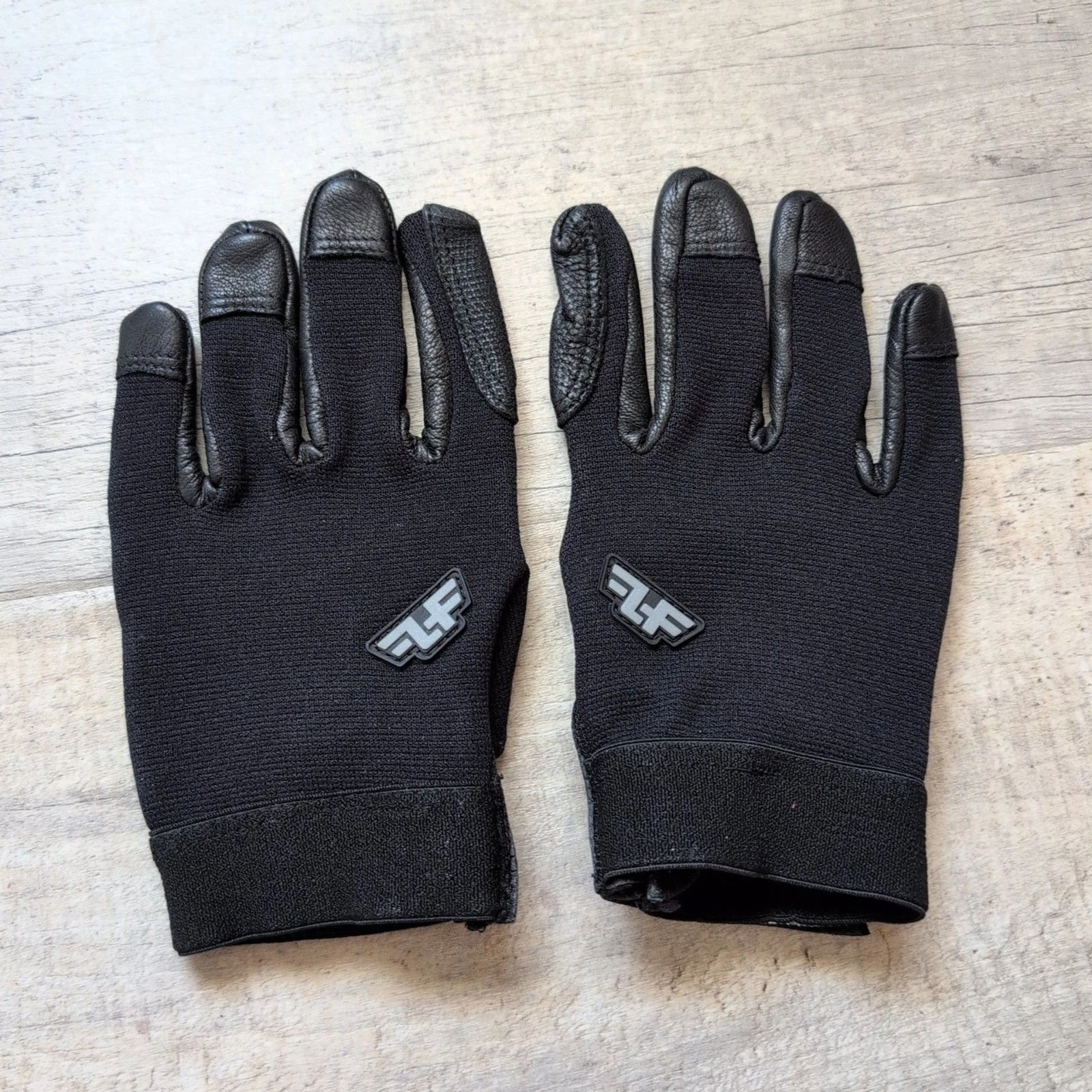 New! Line of Fire Light Duty Black Gloves X-Small With Tegs Tape Included Unisex