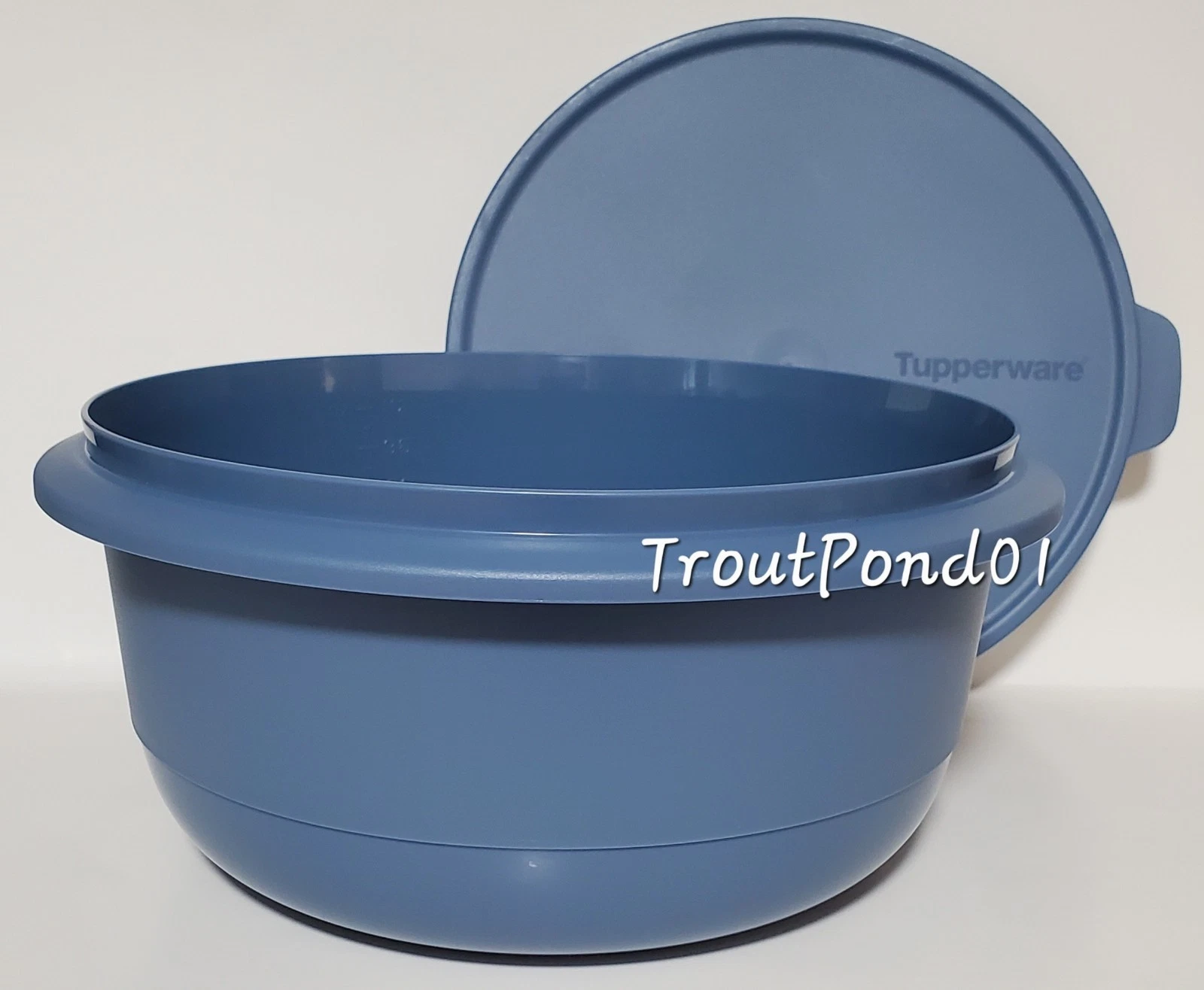TUPPERWARE Mixing Bowl Large Flat Bottom 14 Cup 3.5 Qts Dragonfly Blue Lid Seal