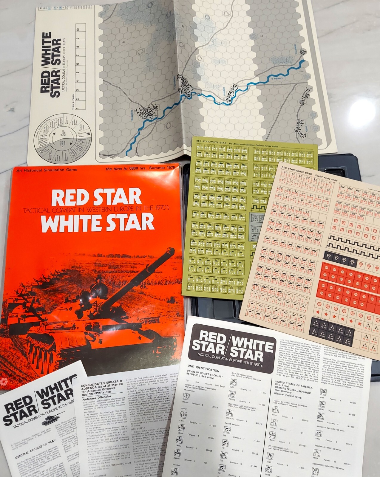 RARE SPI 1973 RED STAR/WHITE STAR COMBAT EUROPE WAR GAME UNPUNCHED COMPLETE TRAY