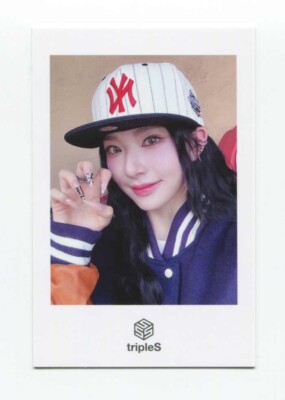 tripleS - Visionary Vision : Performante [MMT] PREORDER EXCLUSIVE