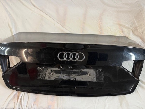Porton Maletero  trasero Audi A5 Año 2008 N