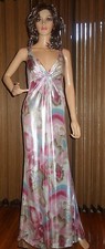 La Femme Printed v-neck gown with criss cross back SZ 6 NEW