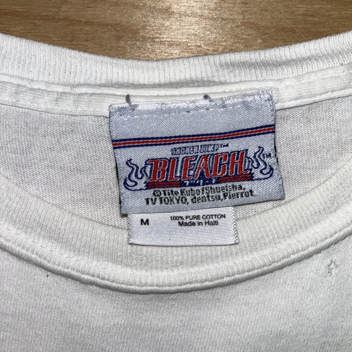 Vintage Bleach Manga Anime Tee White T-Shirt Shonen Jump Vintage Bleach Manga Anime Tee White T-Shirt Shonen Jump