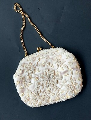 Vintage SAFCO beaded sequin clutch purse white kiss lock Hong Kong