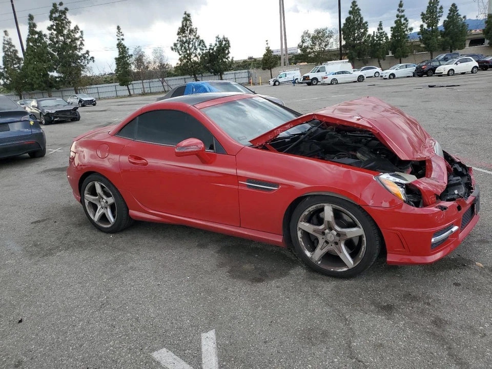 Used Windshield Wiper Motor fits: 2012 Mercedes-benz Mercedes slk 172 Type Grade Foto 4 de 4