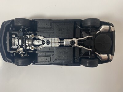 MODELLINO AUTO SCALA 1:18 BMW 850i Maisto modellismo statico collezione