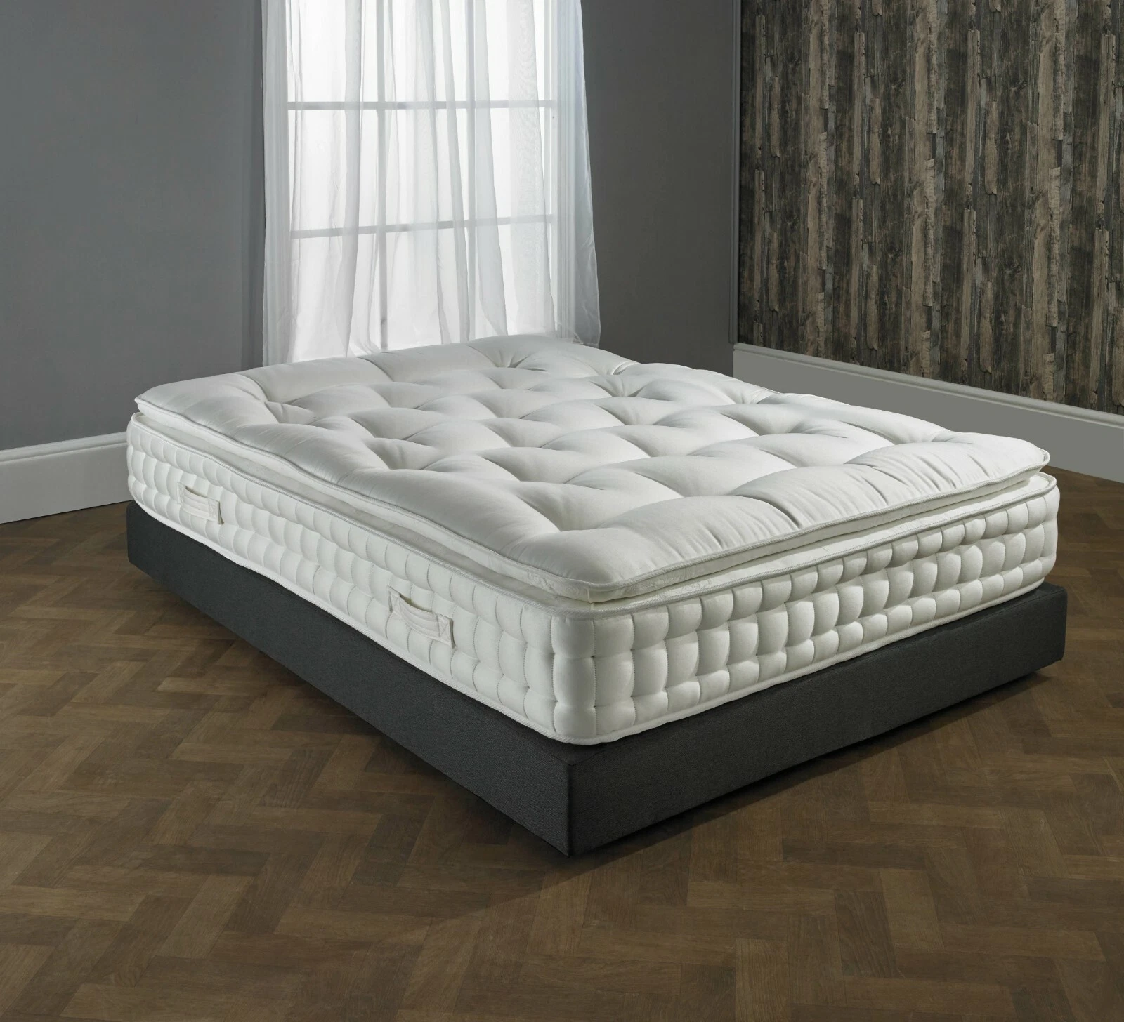 Pillow Top 1000-5000 Pocket Sprung Mattress, Hand Stitched, Made in UK.
Opens in a new window or tab