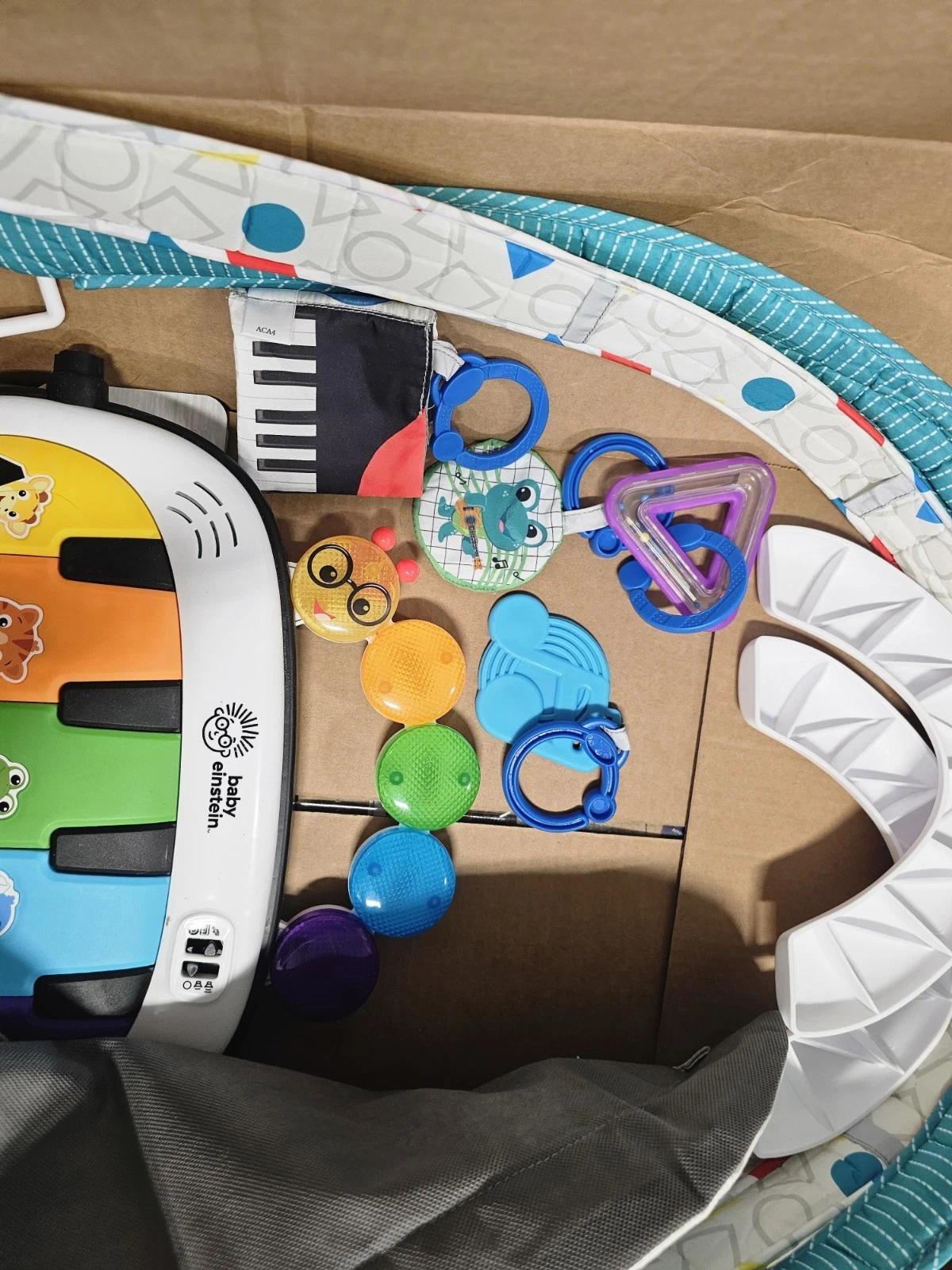 Baby Einstein 4-in-1 Kickin' Tunes Music and Language Play Gym Piano